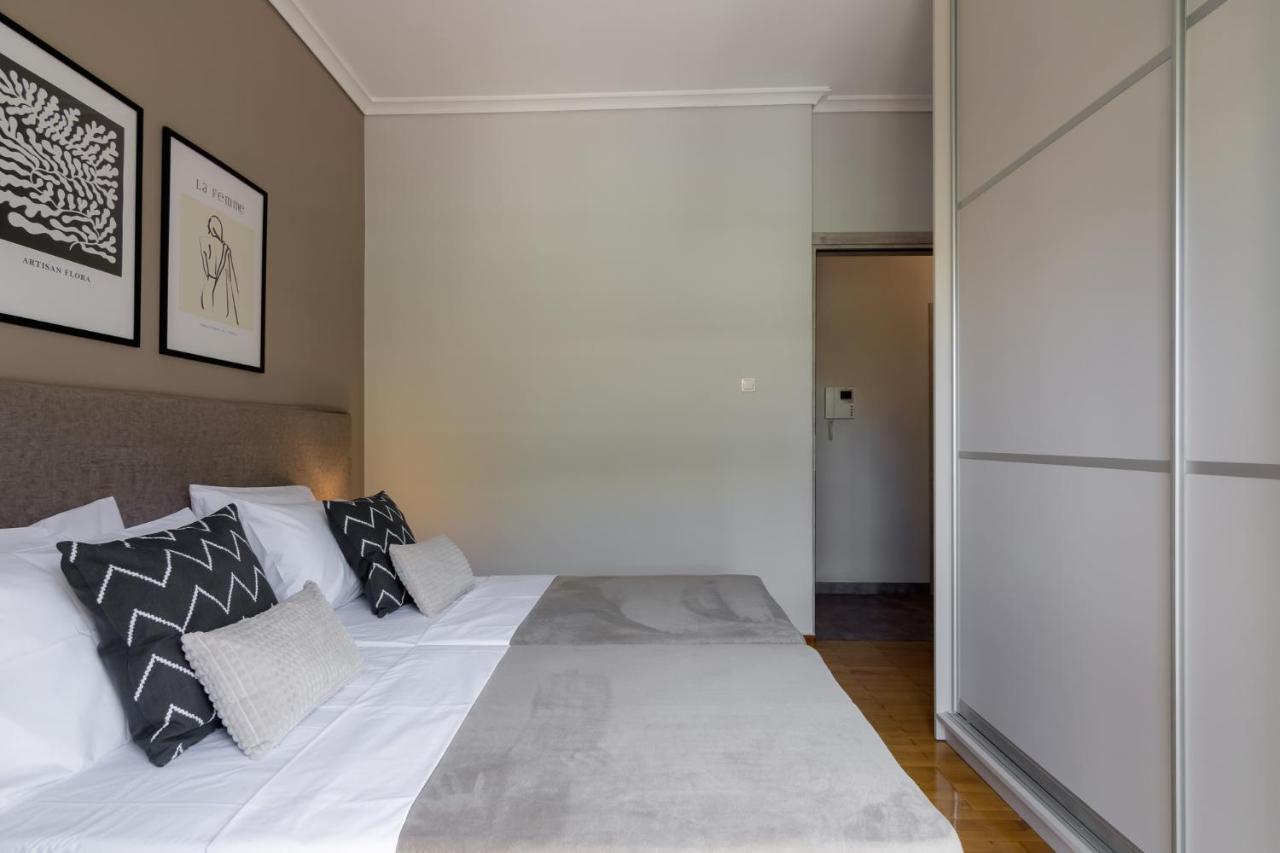 Spacious 2 Bedroom Apartment In Koukaki Atenas Exterior foto